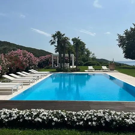 Villa In Gabrielle Torri Del Benaco
