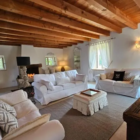 In Gabrielle Villa